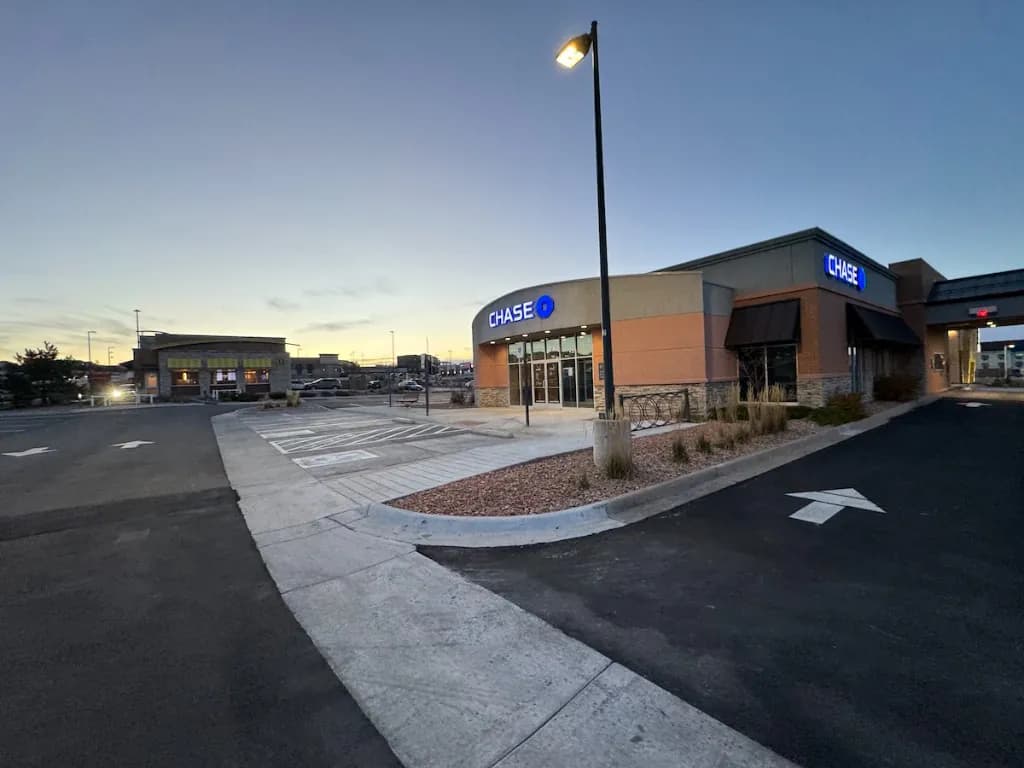 Chase Bank – Concrete & Asphalt Finishes — photo 8